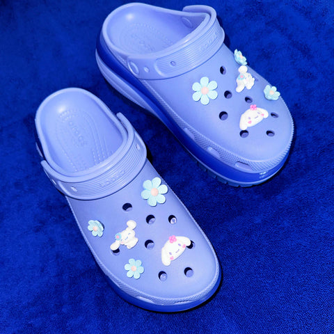 Blue Multi Size Flowers Shoe Charms Set